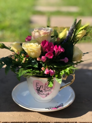 Enjoy Little Things Tea Cup